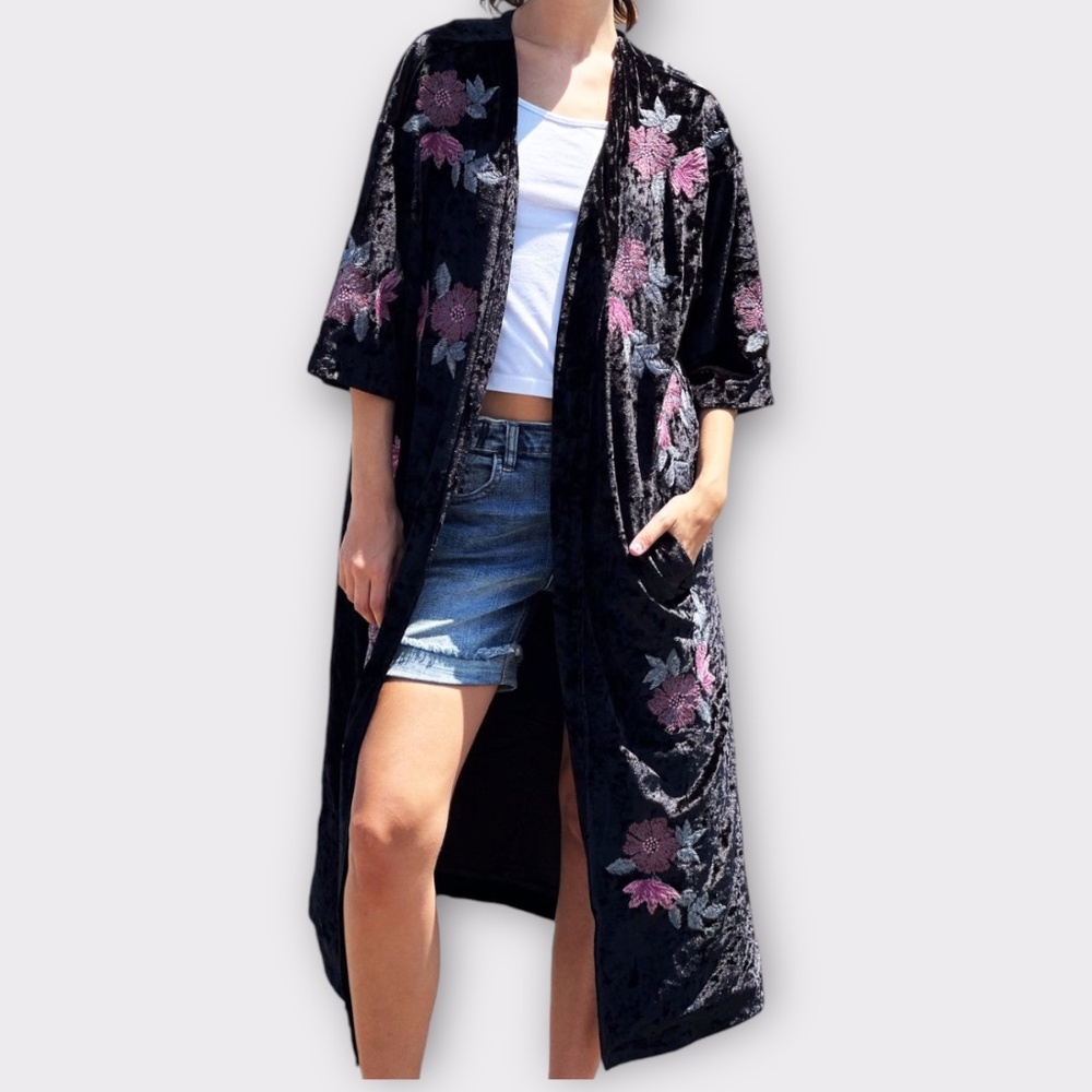 NWT Billy T Embroidered Floral Crushed Velvet Robe Kimono Duster Jacket - Picture 12 of 16
